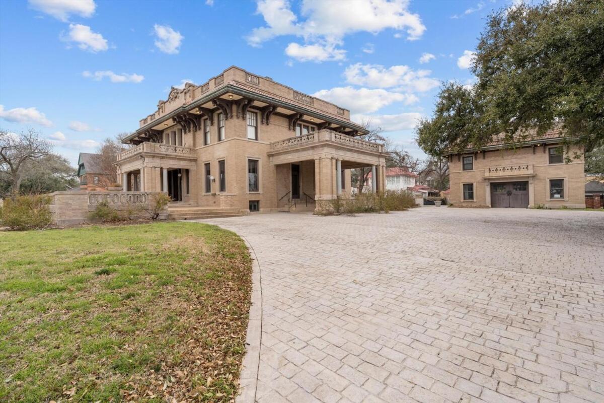 Historic Migel House In Downtown Waco 빌라 외부 사진